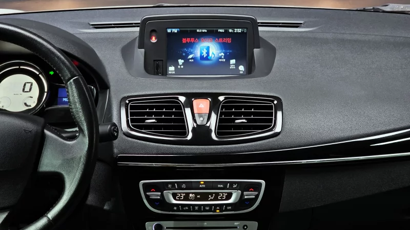 Renault SM3