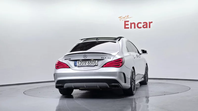 Mercedes-Benz CLA-Class