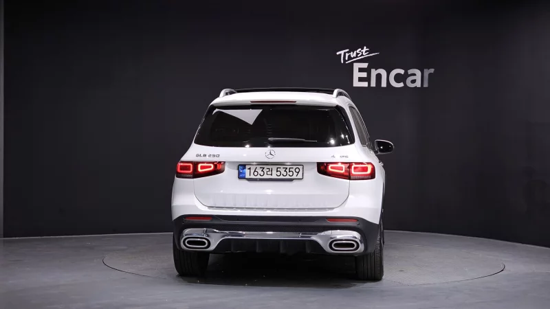 Mercedes-Benz GLB-Class