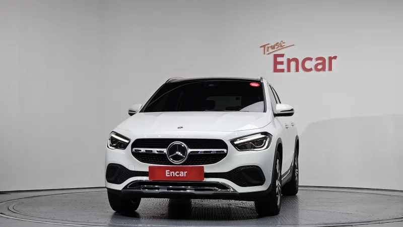 Mercedes-Benz GLA-Class