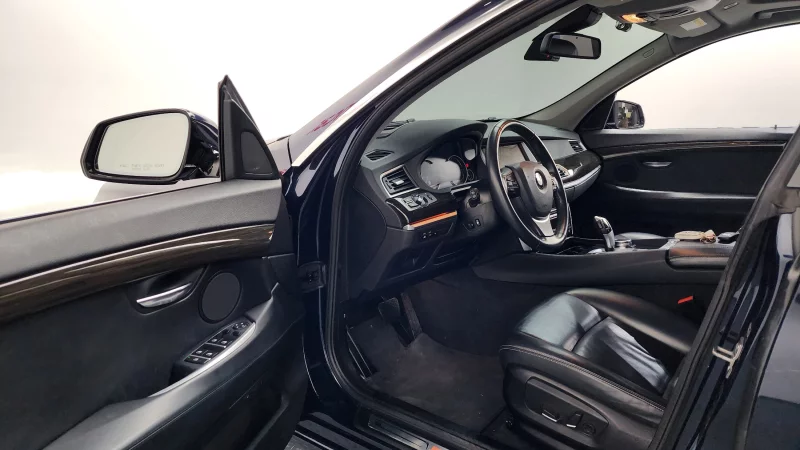 BMW 5-Series Gran Turismo