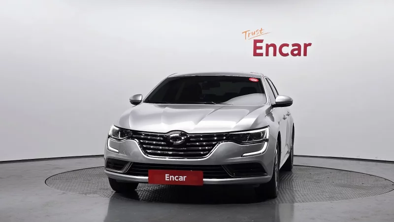 Renault SM6