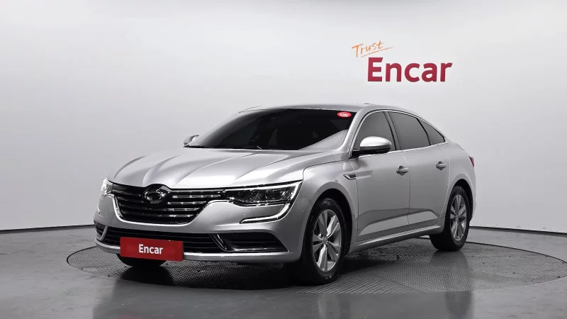 Renault SM6