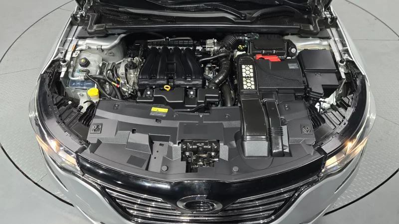 Renault SM6