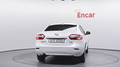 Renault SM3