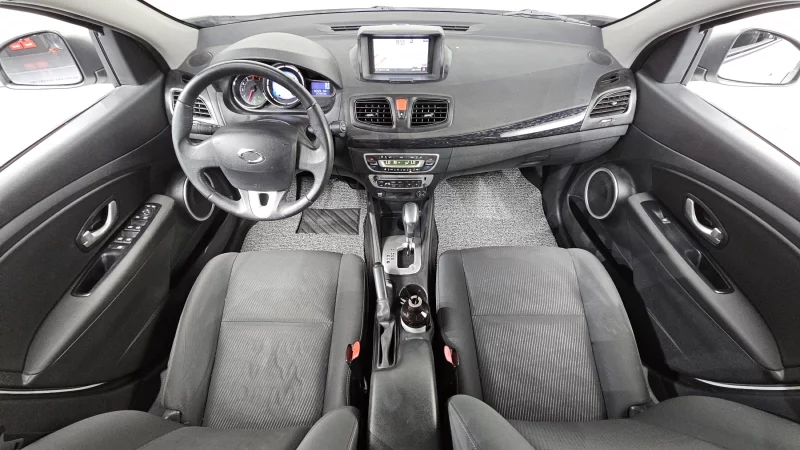 Renault SM3