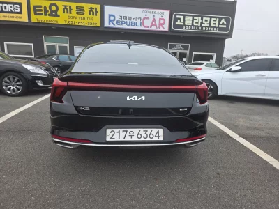 Kia K8
