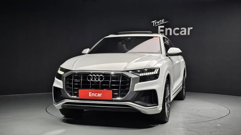 Audi Q8