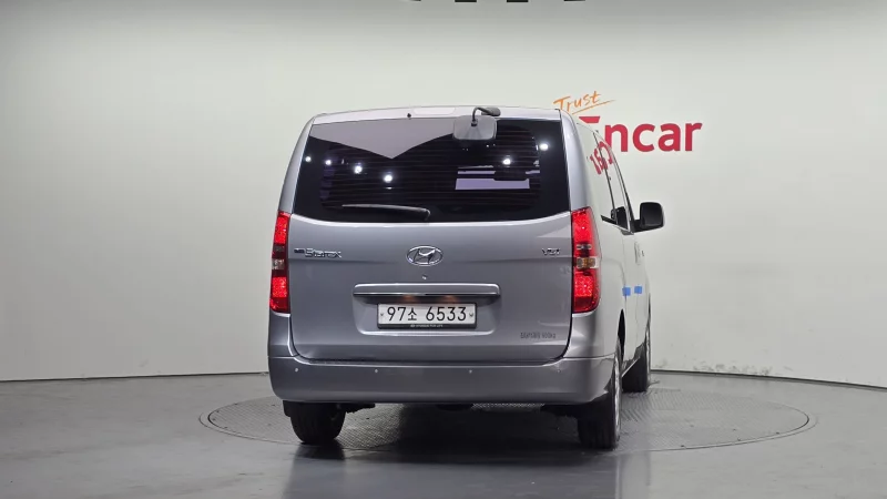 Hyundai Grand Starex