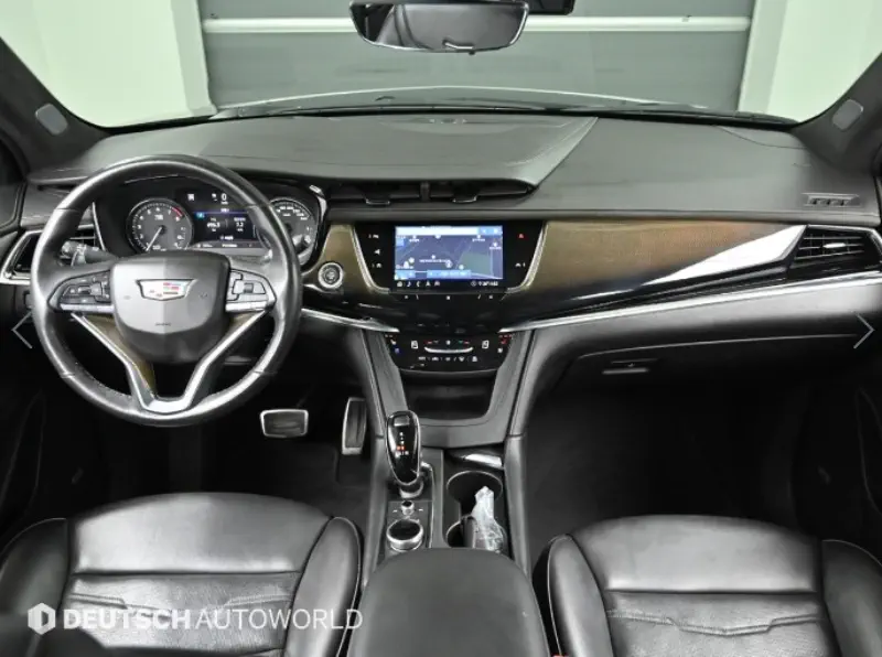 Cadillac XT6