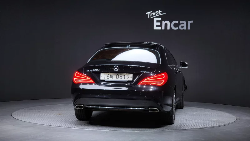 Mercedes-Benz CLA-Class