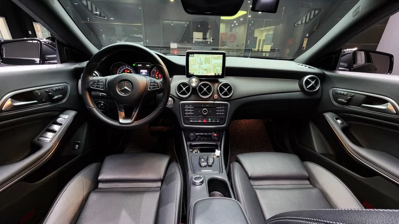 Mercedes-Benz CLA-Class