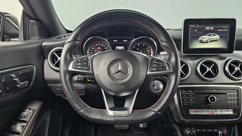 Mercedes-Benz CLA-Class