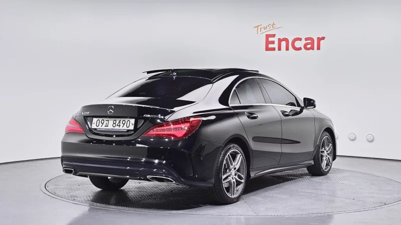 Mercedes-Benz CLA-Class