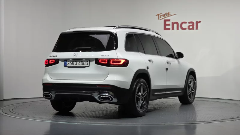 Mercedes-Benz GLB-Class