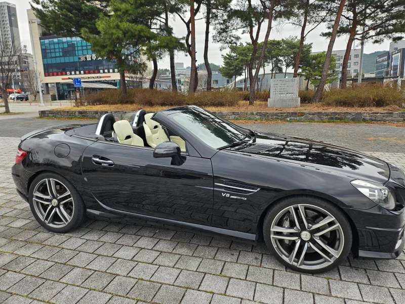 Mercedes-Benz SLK-Class