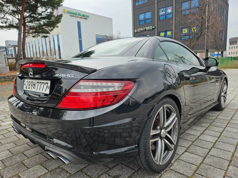 Mercedes-Benz SLK-Class