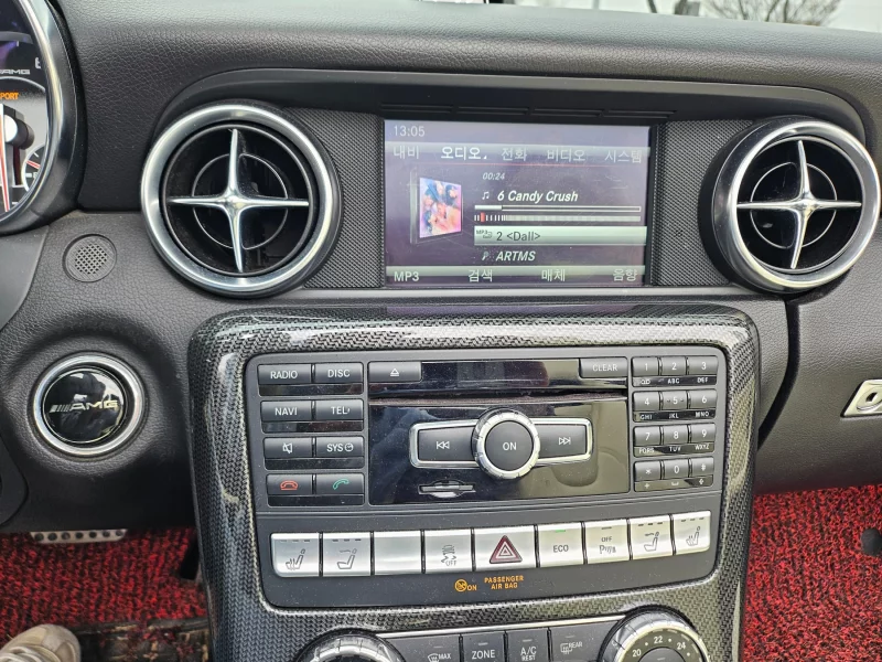 Mercedes-Benz SLK-Class