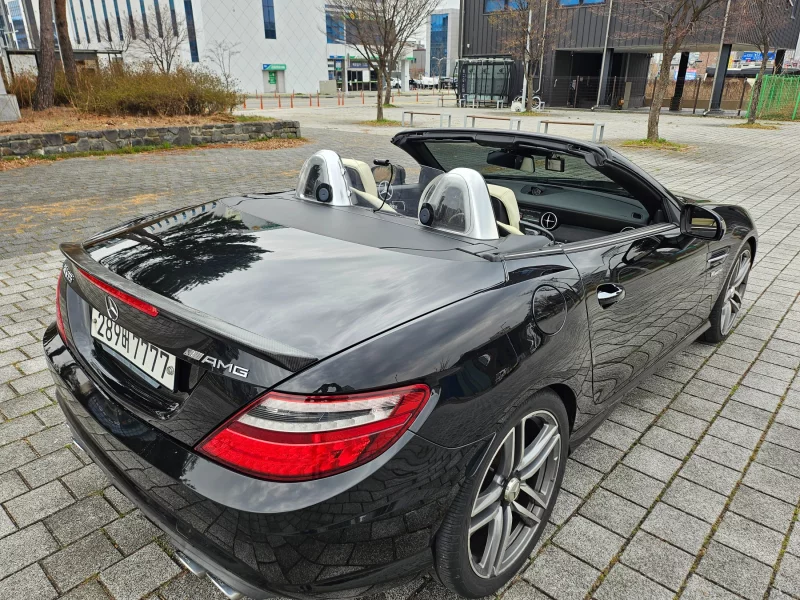 Mercedes-Benz SLK-Class