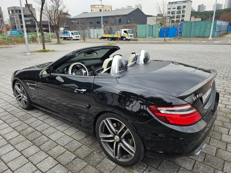 Mercedes-Benz SLK-Class