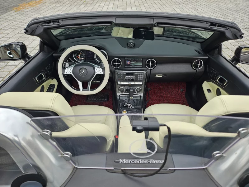 Mercedes-Benz SLK-Class