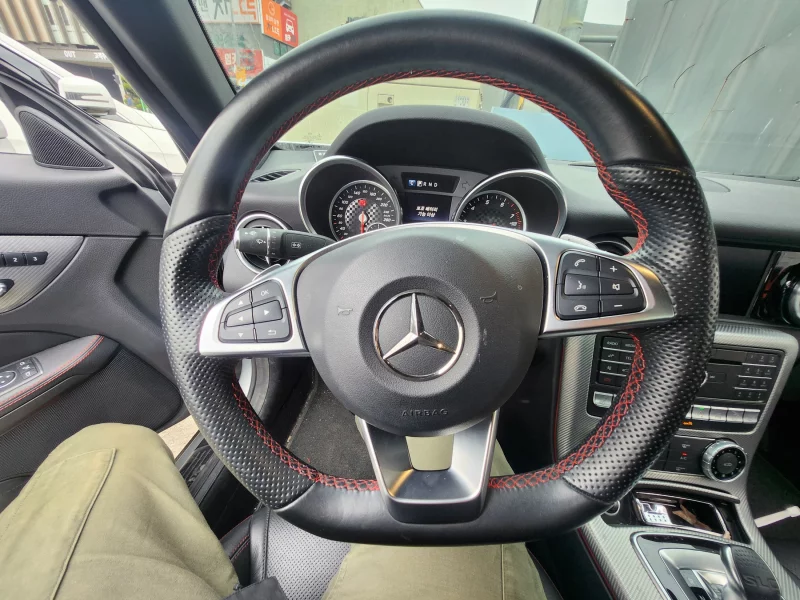 Mercedes-Benz SLC-Class