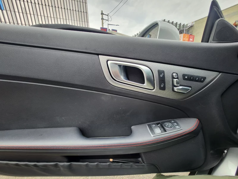 Mercedes-Benz SLC-Class