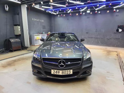 Mercedes-Benz SL-Class