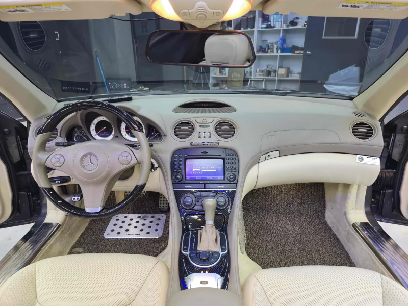 Mercedes-Benz SL-Class