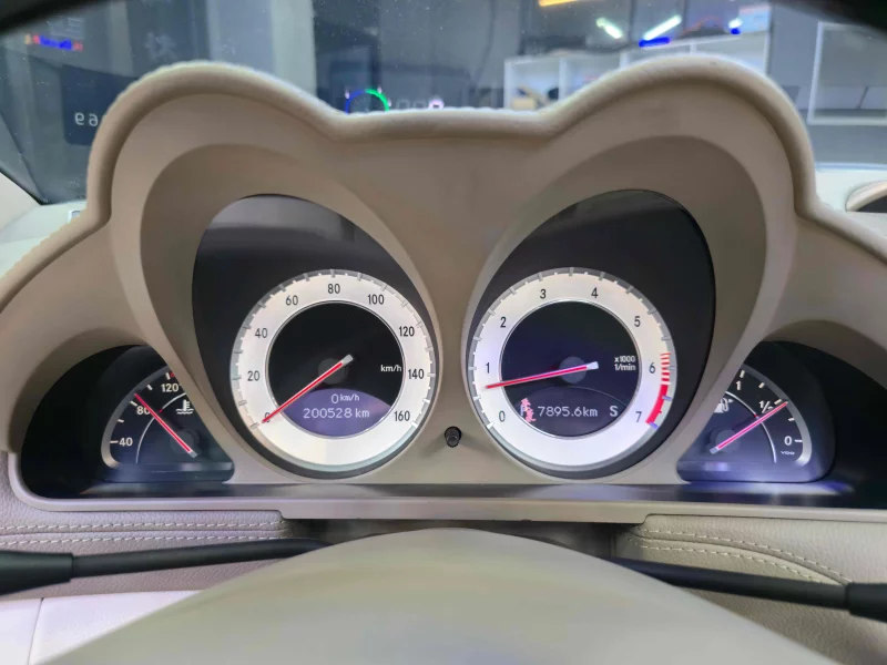 Mercedes-Benz SL-Class