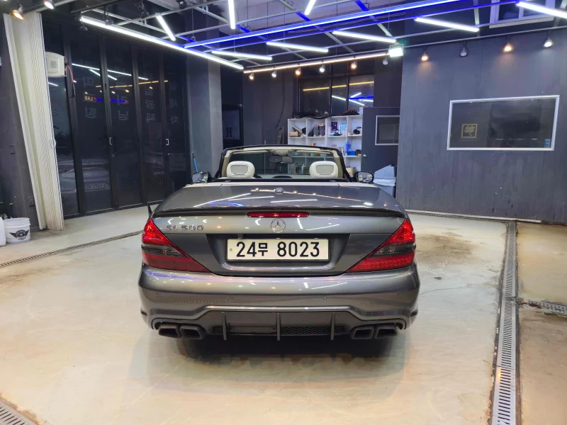 Mercedes-Benz SL-Class