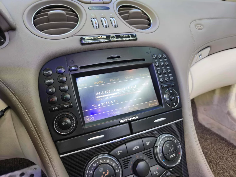 Mercedes-Benz SL-Class