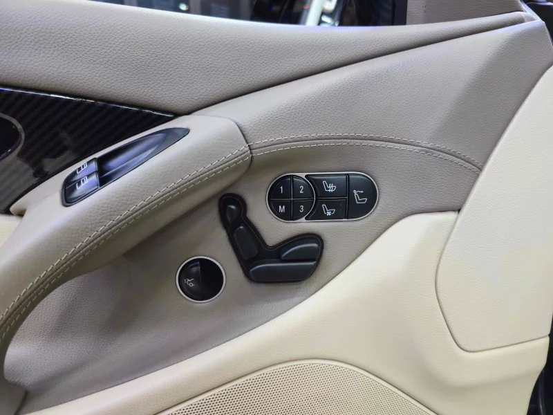 Mercedes-Benz SL-Class