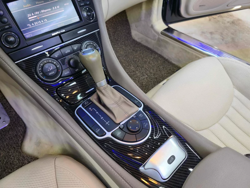 Mercedes-Benz SL-Class