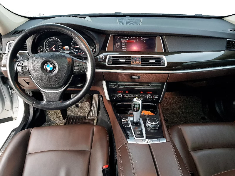 BMW 5-Series Gran Turismo