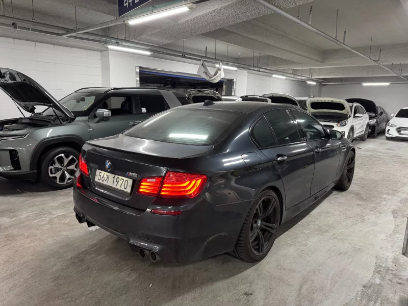 BMW M5