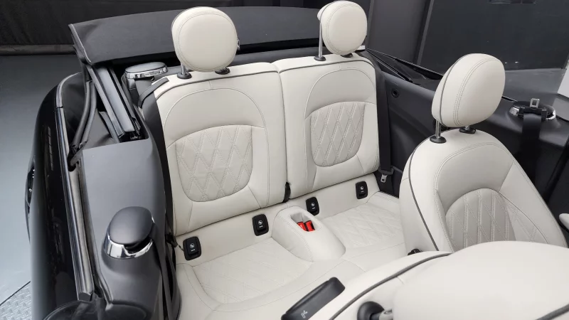 MINI Cooper Convertible