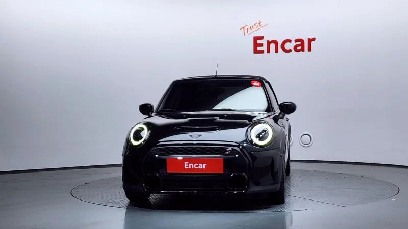 MINI Cooper Convertible