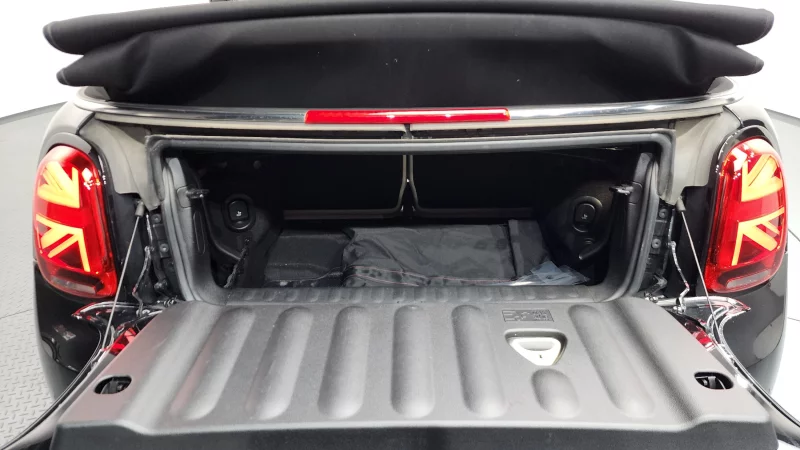 MINI Cooper Convertible