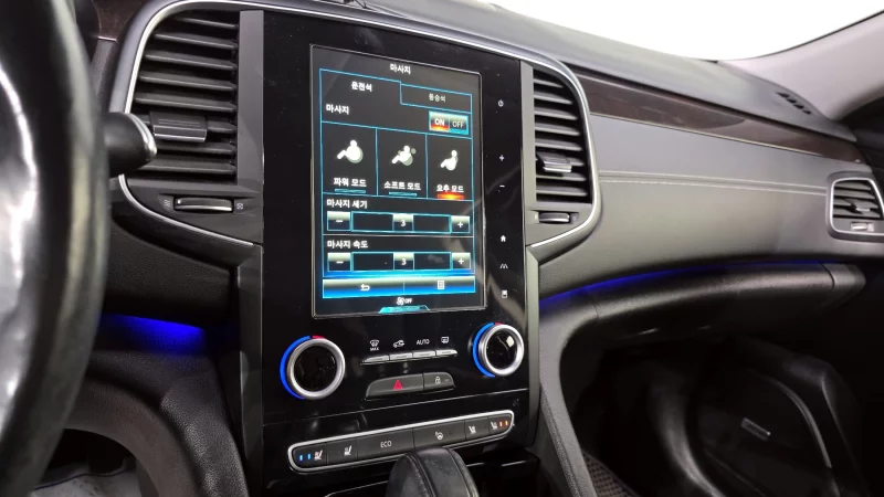 Renault SM6