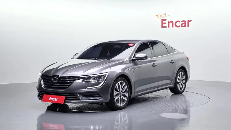 Renault SM6