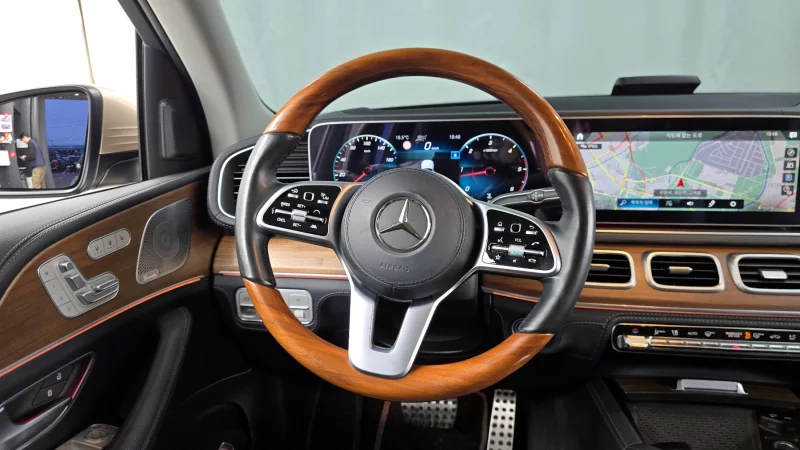 Mercedes-Benz GLS-Class