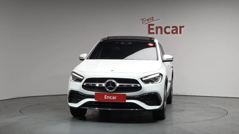 Mercedes-Benz GLA-Class