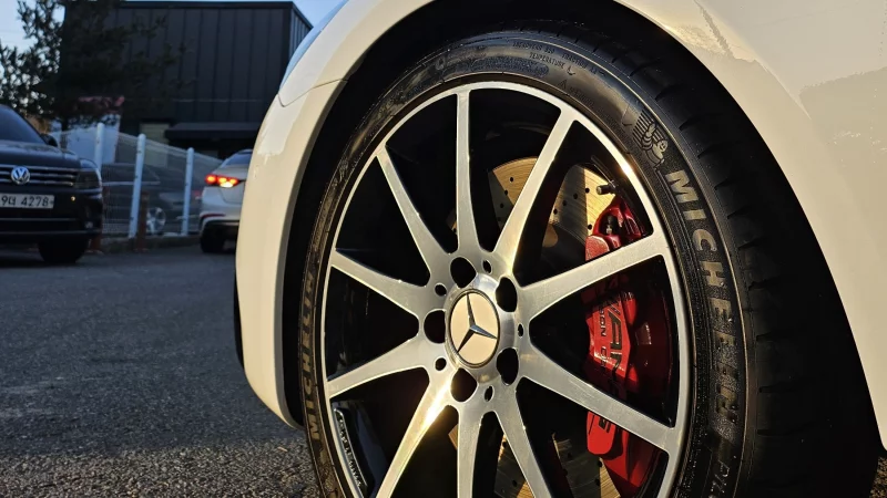 Mercedes-Benz SLC-Class