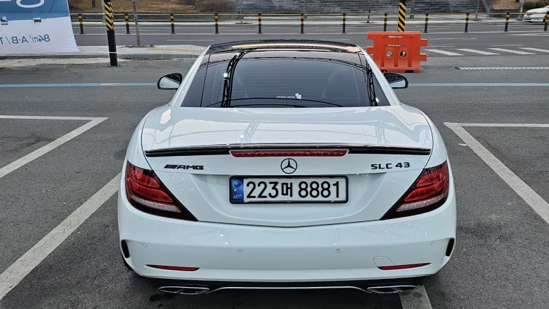 Mercedes-Benz SLC-Class