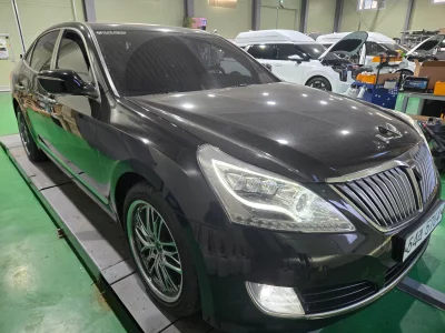 Hyundai Equus