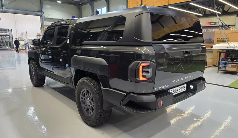 Kia Tasman