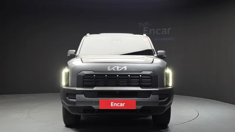 Kia Tasman