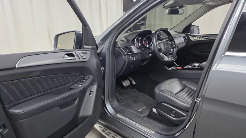 Mercedes-Benz GLE-Class