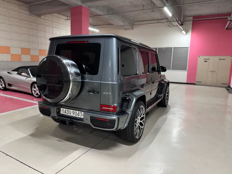 Mercedes-Benz G-Class